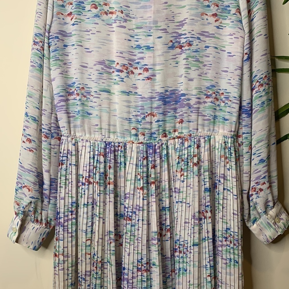 Diane Von Furstenberg | Vintage Watercolor Floral Pleated Cascade Ruffle Dress 4 - Picture 13 of 17
